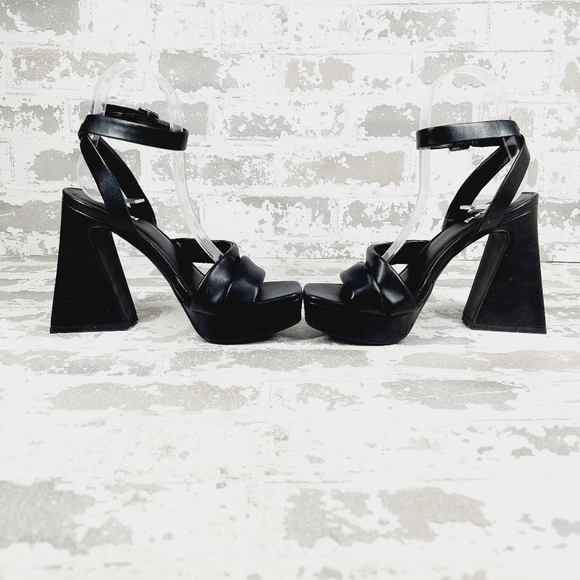 New Abound Tracy Black Faux Leather Block Heel Retro Platform Sandals A40 - Picture 7 of 14